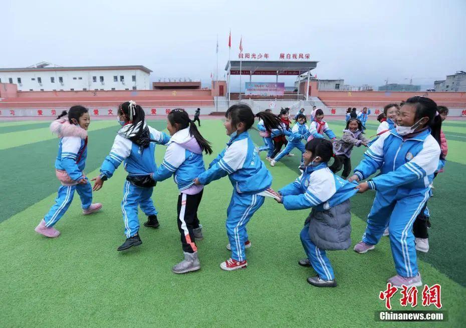 教育部：保障中小学生每天校内外各1小时体育活动时间