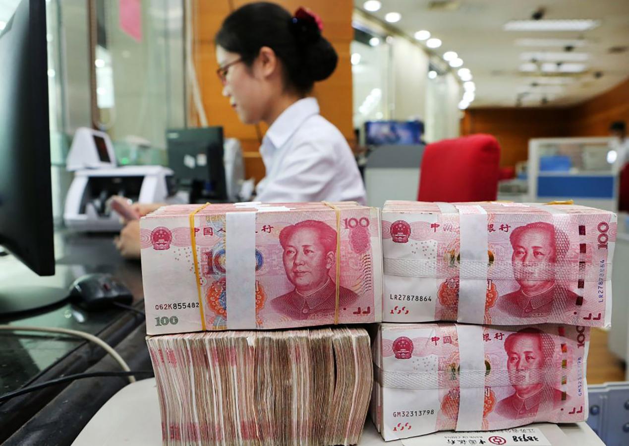 人民币升值过快，单月涨1.6%，央行担忧短期炒作，预警降温