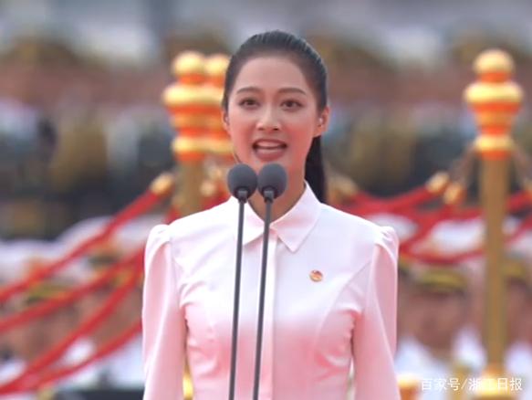 这位嘉兴姑娘 今天在天安门广场朗诵