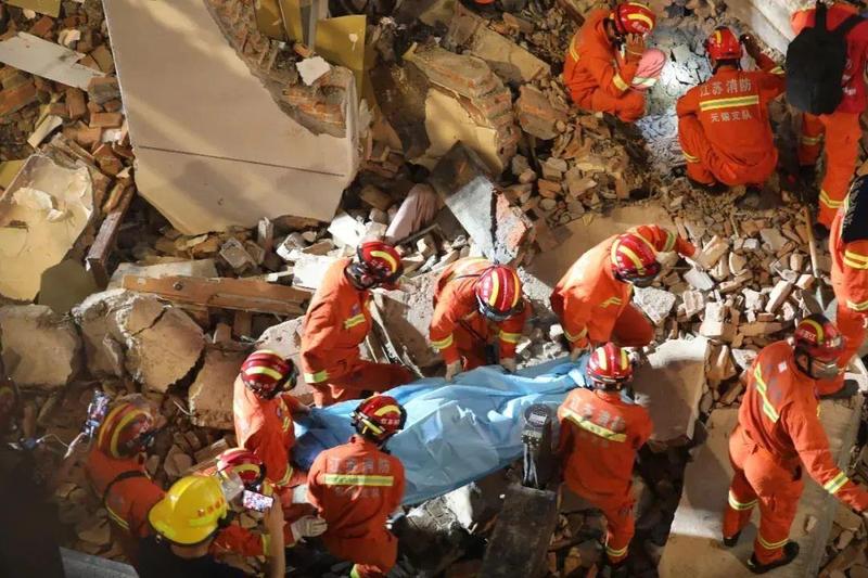 苏州坍塌酒店被困总人数上升至23人，目前9人失联8人遇难